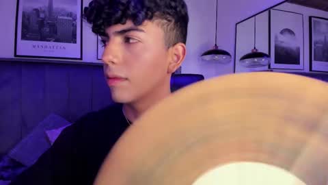 niick_twink online show from December 17, 2025, 8:26 pm