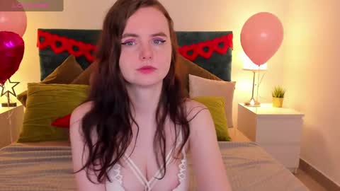 Snapshot of niiik_miiiki chatting on February 22, 2025, 8:18 am niiik_miiiki online show from February 22, 2025, 8:18 am