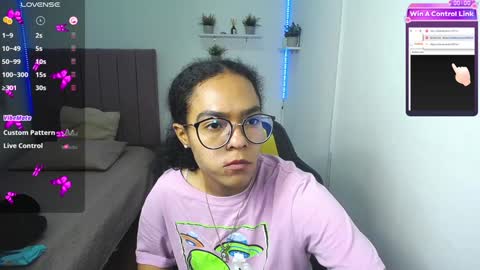 Snapshot of niina_lovee_ chatting on January 11, 2025, 4:46 pm online show from January 11, 2025, 4:46 pm