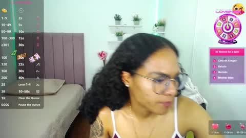 Snapshot of niina_lovee_ chatting on September 23, 2025, 6:00 pm online show from September 23, 2025, 6:00 pm