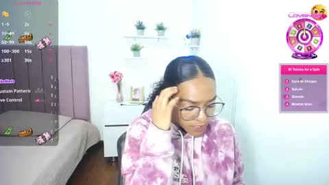 Snapshot of niina_lovee_ chatting on September 29, 2025, 3:39 pm online show from September 29, 2025, 3:39 pm