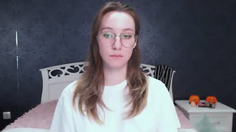 Snapshot of niixi chatting on June 13, 2026, 4:05 pm niixi online show from June 13, 2026, 4:05 pm