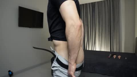 Snapshot of nik_sharp chatting on May 16, 2026, 4:50 pm Nik online show from May 16, 2026, 4:50 pm