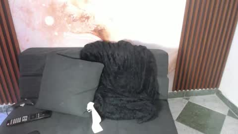 NIKA online show from May 13, 2026, 7:39 am