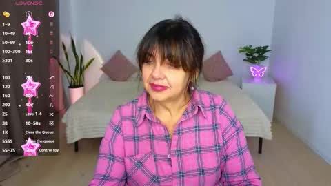 Snapshot of nika_light chatting on December 3, 2025, 12:25 pm Nika light online show from December 3, 2025, 12:25 pm