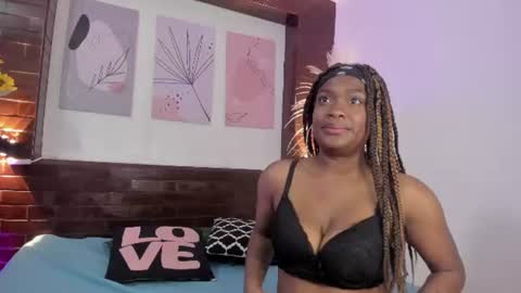 Snapshot of nika_moonjb chatting on July 8, 2026, 2:43 pm Nka online show from July 8, 2026, 2:43 pm