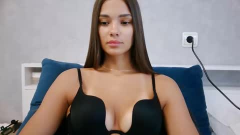 Snapshot of nika_verona1 chatting on March 20, 2026, 4:17 am Nika online show from March 20, 2026, 4:17 am