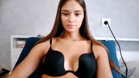 Snapshot of nika_verona1 chatting on March 28, 2026, 8:58 am Nika online show from March 28, 2026, 8:58 am