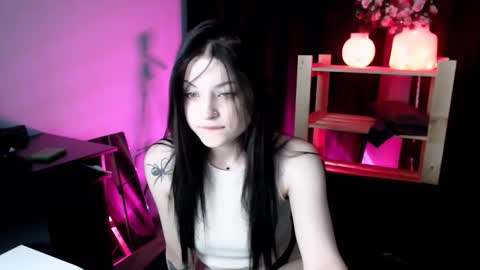 nikadinny online show from December 17, 2025, 1:00 am