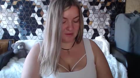 Nika online show from February 11, 2026, 6:18 am