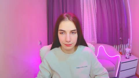 nikastarkk online show from November 8, 2025, 9:46 pm