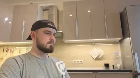 Snapshot of nikbusiness chatting on November 21, 2025, 9:52 am Nick online show from November 21, 2025, 9:52 am