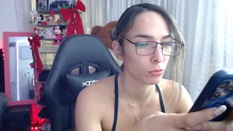 Snapshot of niki_1998 chatting on January 8, 2026, 3:09 am Natalia online show from January 8, 2026, 3:09 am
