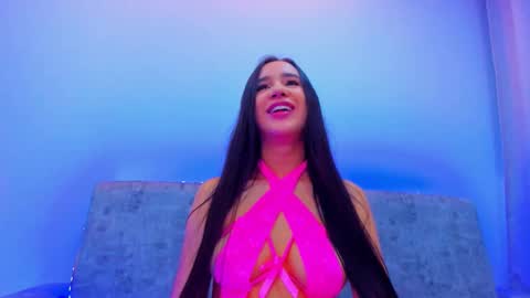 nikii_white online show from March 27, 2026, 6:52 am