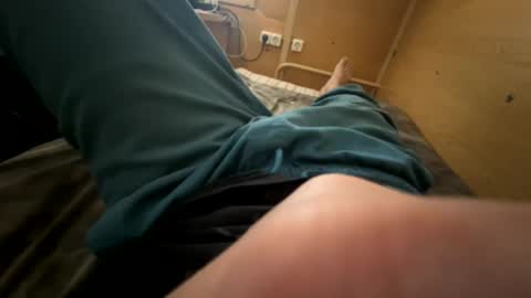 Snapshot of nikk3032 chatting on March 7, 2025, 3:08 am NIk online show from March 7, 2025, 3:08 am