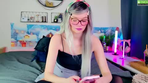 Kitty Chatte online show from January 2, 2025, 6:50 am