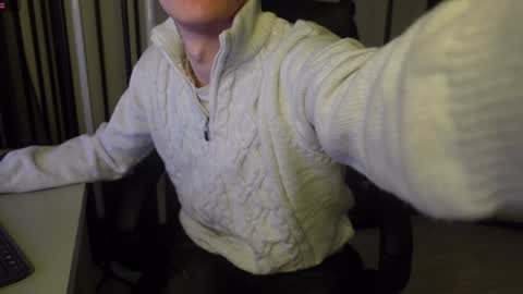 Snapshot of nikki_hard chatting on December 13, 2024, 12:50 pm nikki online show from December 13, 2024, 12:50 pm