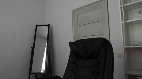 nikki online show from January 11, 2026, 8:08 am