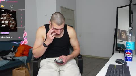 Snapshot of nikki_hard chatting on May 8, 2026, 7:36 am nikki online show from May 8, 2026, 7:36 am