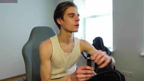 Snapshot of nikki_hard chatting on May 14, 2026, 12:45 pm nikki online show from May 14, 2026, 12:45 pm