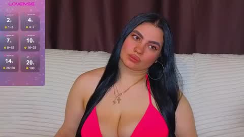 Snapshot of nikki_kardashian chatting on March 5, 2025, 2:03 am Nikki Kardashian online show from March 5, 2025, 2:03 am