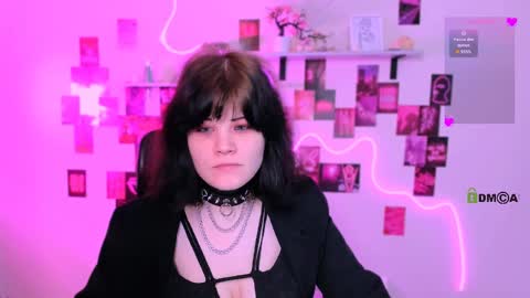 Snapshot of nikki_kiss_ chatting on April 23, 2026, 8:46 am nikki_kiss_ online show from April 23, 2026, 8:46 am
