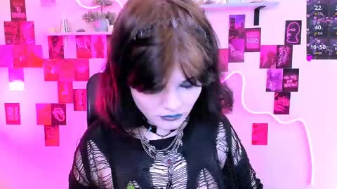 Snapshot of nikki_kiss_ chatting on May 6, 2026, 8:41 am nikki_kiss_ online show from May 6, 2026, 8:41 am