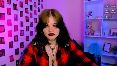 Snapshot of nikki_kiss_ chatting on June 28, 2026, 8:31 am nikki_kiss_ online show from June 28, 2026, 8:31 am