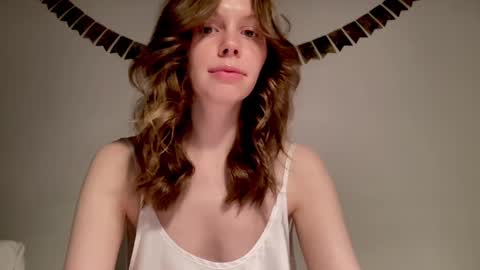 Nikki online show from January 25, 2025, 1:19 pm