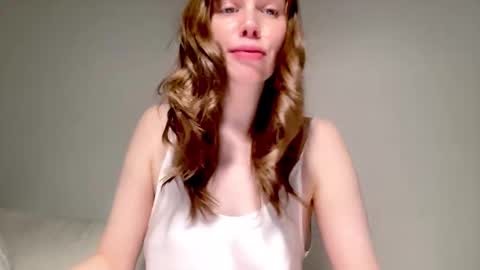 Nikki online show from November 7, 2025, 9:53 am