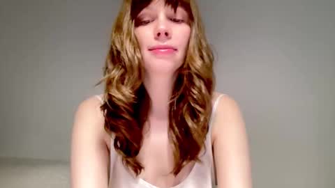 Nikki online show from November 21, 2025, 10:14 am