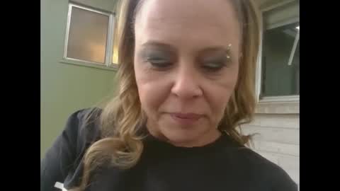 Snapshot of nikkibae6933 chatting on March 1, 2026, 2:19 pm nikkibae6933 online show from March 1, 2026, 2:19 pm