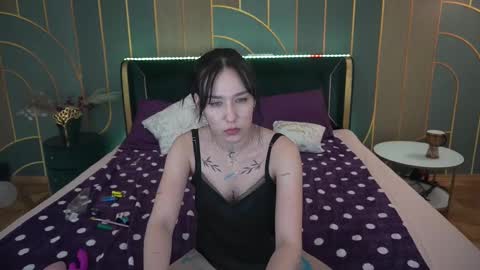 Snapshot of nikkigoldx chatting on February 9, 2025, 4:07 pm Nikki online show from February 9, 2025, 4:07 pm