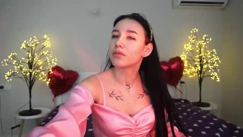 Snapshot of nikkigoldx chatting on March 8, 2025, 7:31 pm Nikki online show from March 8, 2025, 7:31 pm