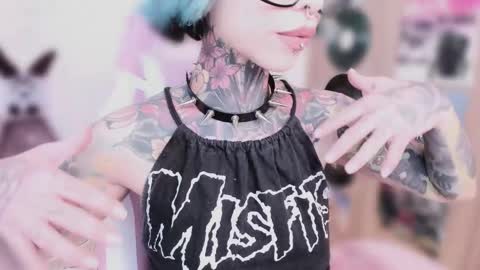 Nikki Ramone   online show from February 19, 2026, 10:55 am