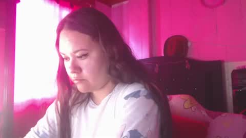 Snapshot of nikkirous_ chatting on July 16, 2026, 4:24 pm Nikkirous online show from July 16, 2026, 4:24 pm