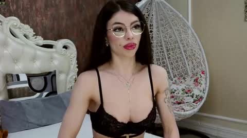 Snapshot of nikkirushxx chatting on February 17, 2025, 7:15 am Nikky online show from February 17, 2025, 7:15 am