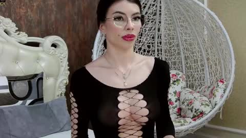 Snapshot of nikkirushxx chatting on February 21, 2025, 7:45 am Nikky online show from February 21, 2025, 7:45 am