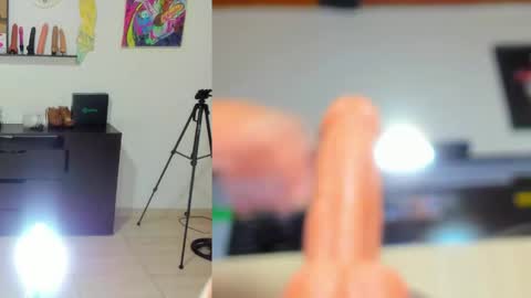 Snapshot of nikky__rosse chatting on April 23, 2026, 10:58 am nikky__rosse online show from April 23, 2026, 10:58 am