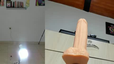 Snapshot of nikky__rosse chatting on May 7, 2026, 11:04 am nikky__rosse online show from May 7, 2026, 11:04 am