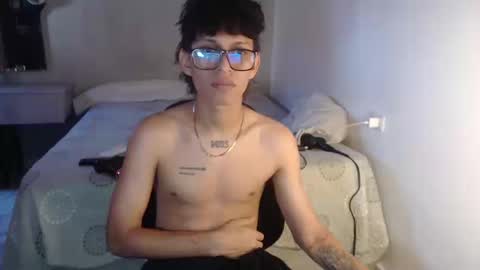 niklaus_wolf online show from September 10, 2025, 10:21 pm