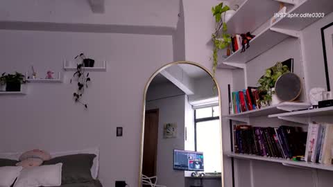 Nicole cam online show from April 12, 2026, 12:54 pm