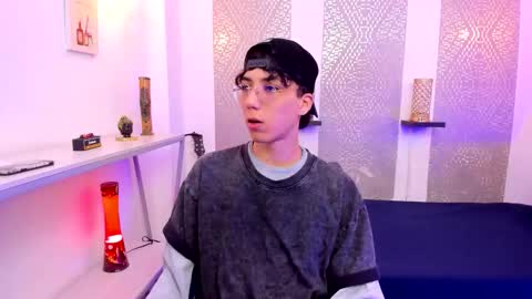    online show from December 23, 2025, 4:10 am