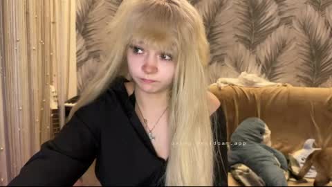 Snapshot of nikoli_naw chatting on June 8, 2026, 7:25 pm nikoli_naw online show from June 8, 2026, 7:25 pm