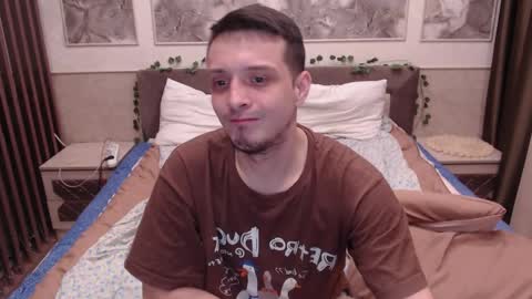 Snapshot of nikolos_vise chatting on January 19, 2025, 7:58 pm Nikolos online show from January 19, 2025, 7:58 pm