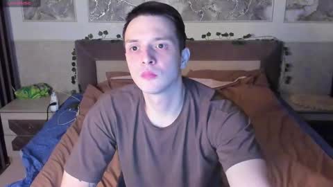 Snapshot of nikolos_vise chatting on January 22, 2025, 2:14 pm Nikolos online show from January 22, 2025, 2:14 pm