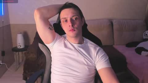 Snapshot of nikolos_vise chatting on February 6, 2025, 9:49 pm Nikolos online show from February 6, 2025, 9:49 pm