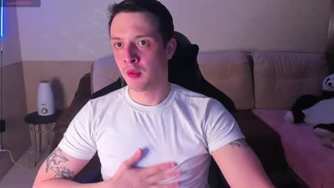 Snapshot of nikolos_vise chatting on February 9, 2025, 3:45 pm Nikolos online show from February 9, 2025, 3:45 pm