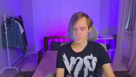 Snapshot of nikompell chatting on February 27, 2025, 4:41 am niko online show from February 27, 2025, 4:41 am