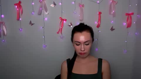 Snapshot of nikonara_ chatting on March 20, 2026, 4:12 pm nikonara_ online show from March 20, 2026, 4:12 pm